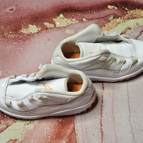 Jordan Retro 2(toddler) - Picture 8 of 10